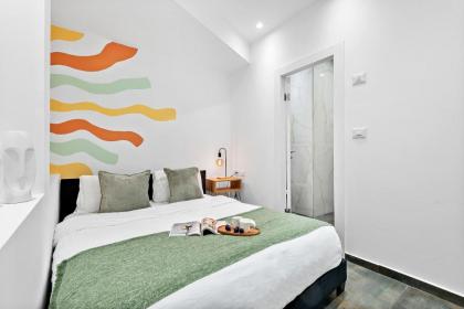 Lively new apt with Bomb Shelter beside the beach M5 - image 13