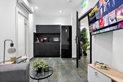 Lively new apt with Bomb Shelter beside the beach M5 - image 18