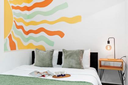 Lively new apt with Bomb Shelter beside the beach M5 - image 4