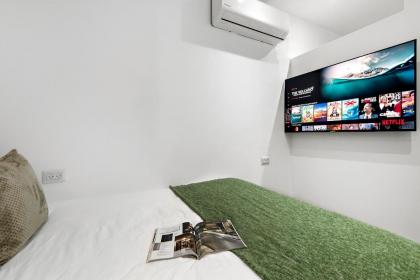 Renovated apt on Frishman beach with Bomb Shelter M8 - image 10