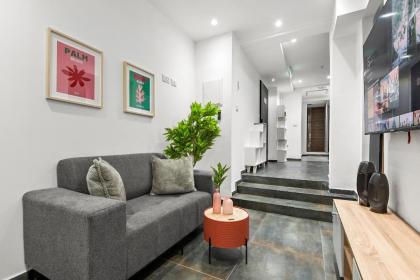 Renovated apt on Frishman beach with Bomb Shelter M8 - image 7