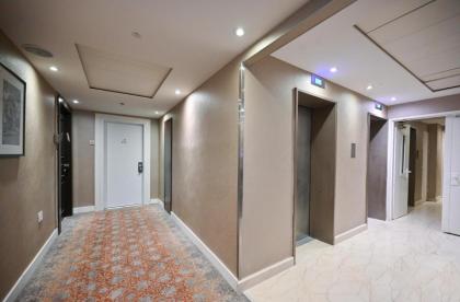 Orchid Hotel by HolyGuest - image 14