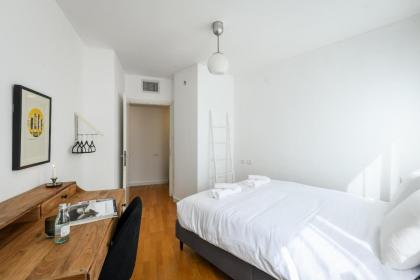 Chic 3BR Apt w Balcony & Parking by Tel Aviv Port by Sea N' Rent - image 13
