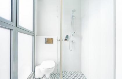 Luxury Beach 3BR Tel Aviv by Airsuite - image 17