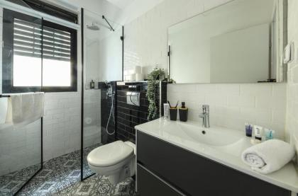 Homey 2 BR Apt w Spacious Balcony 5-min from Beach by Sea N' Rent - image 11