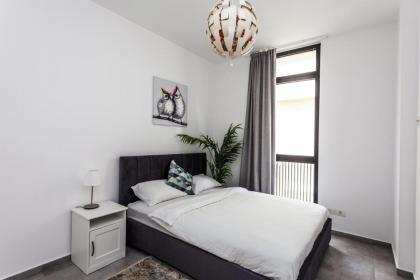 Arenda Tel Aviv Apartments by the Beach with shelter - image 10