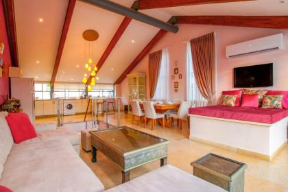 Penthouse & Jacuzzi in Neve Tzedek by FeelHome - image 3