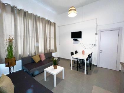 AspenTLV - Hacarmel Market Apartments & Studios - image 12
