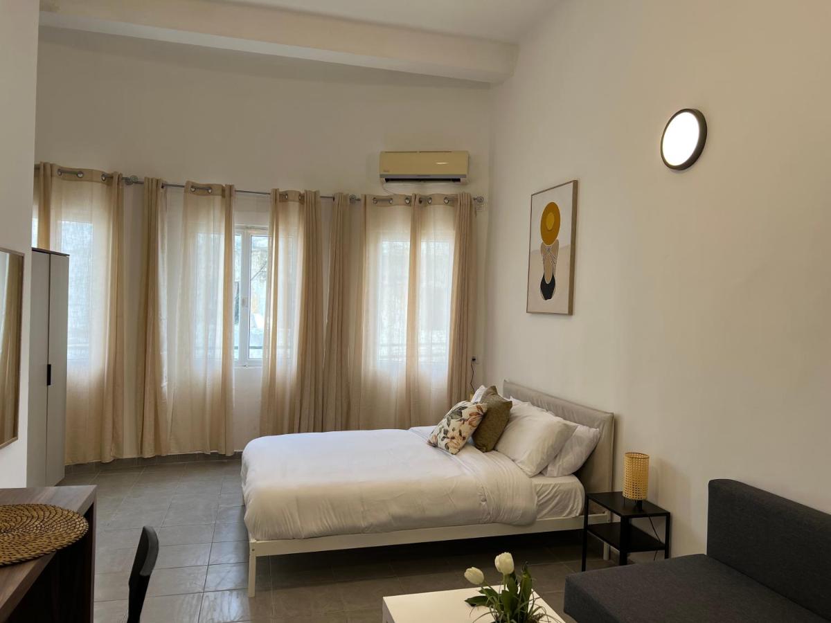 AspenTLV - Hacarmel Market Apartments & Studios - image 4