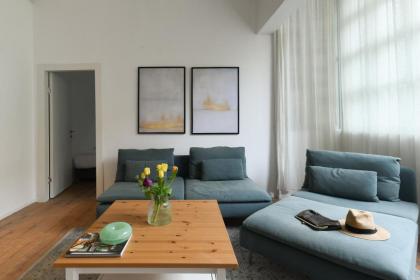 Homey & Spacious 2BR Apt in the Heart of Tel-Aviv by Sea N' Rent - image 10