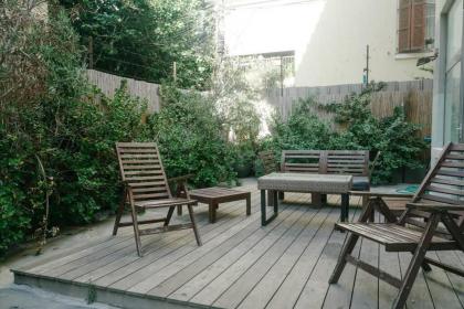 Garden Apartment 4BR With Hot Tub By Nimizz - image 11
