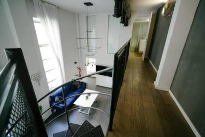 Garden Apartment 4BR With Hot Tub By Nimizz - image 18