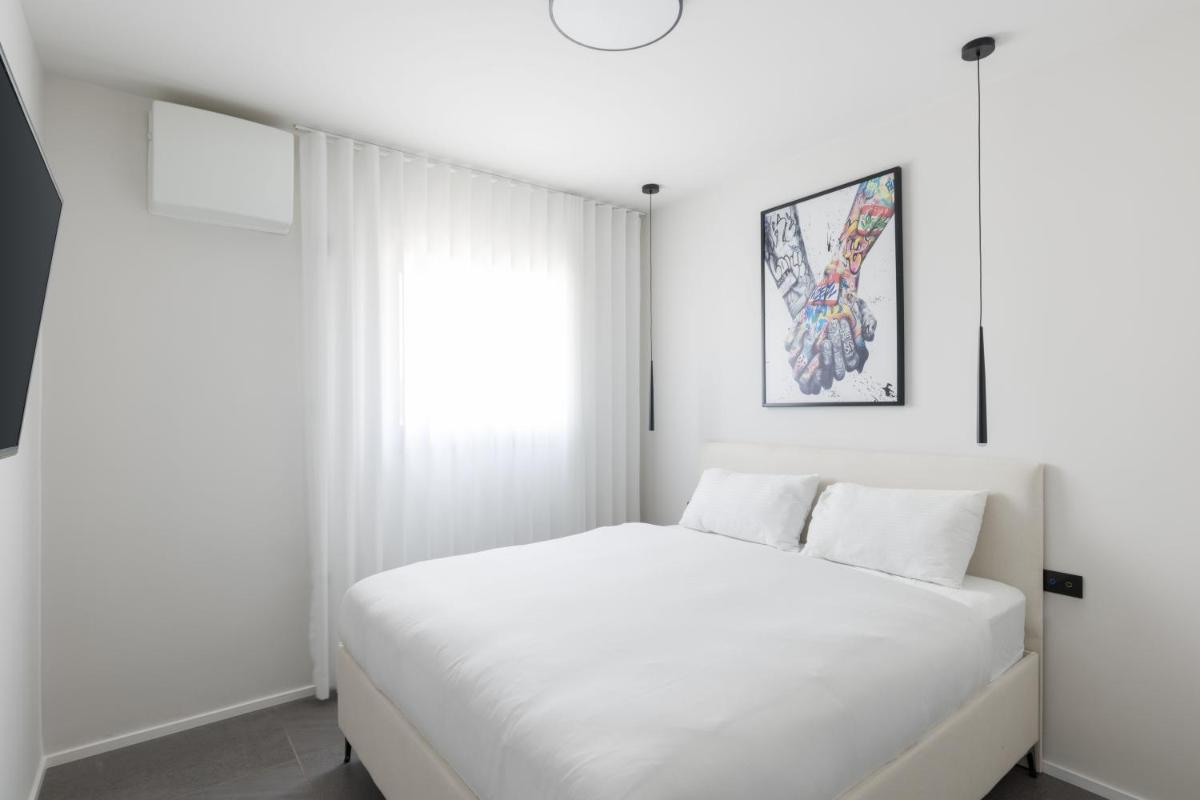 Skyline Serenity by tlv2rent - image 3