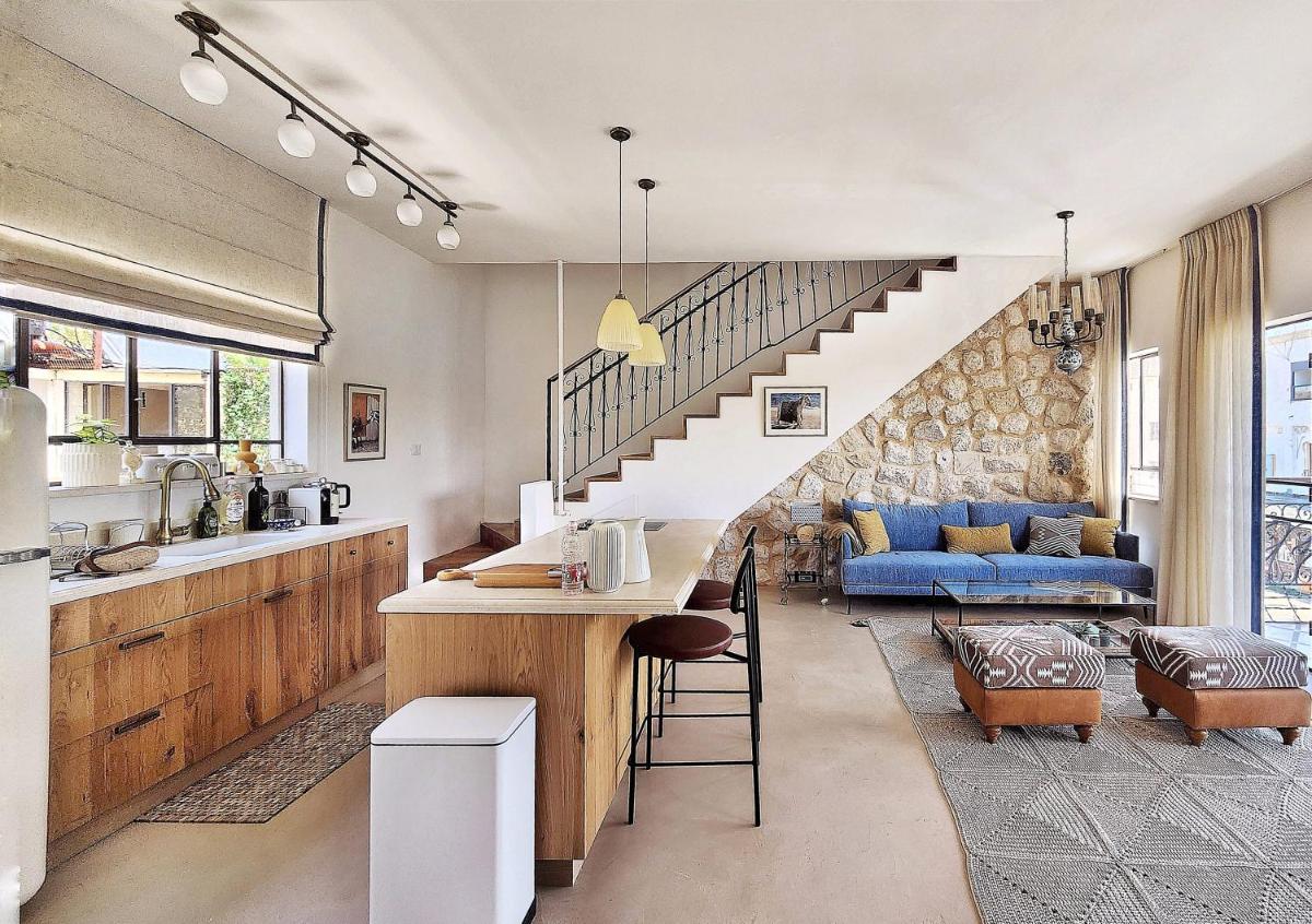David Zehavi Apt #3 - image 2