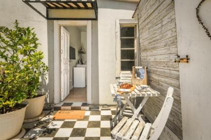 Elegant 1BR Apt w Balcony in the heart of the City by Sea N' Rent - image 14
