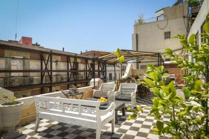 Elegant 1BR Apt w Balcony in the heart of the City by Sea N' Rent - image 17