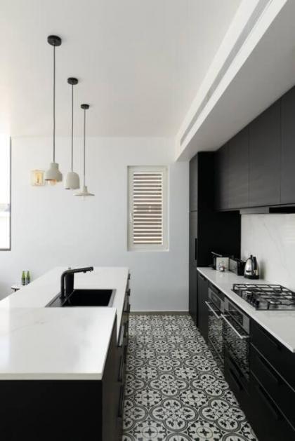 Stylish 2-BR near Rothschild Blvd by HolyGuest - image 18