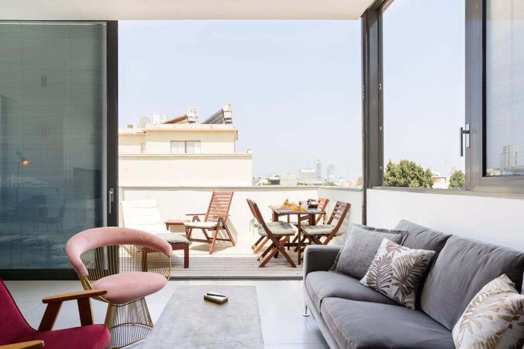 Stylish 2-BR near Rothschild Blvd by HolyGuest - image 6