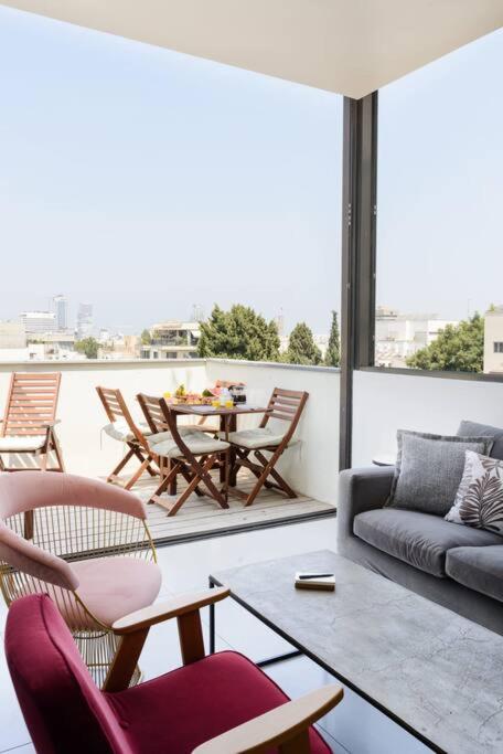 Stylish 2-BR near Rothschild Blvd by HolyGuest - image 7