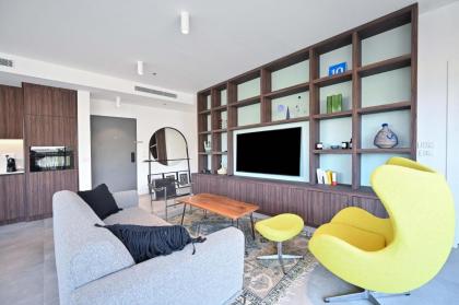 Modern 3BR retreat in the Old North by HolyGuest - image 12
