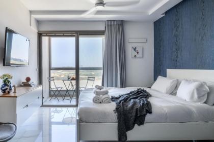 HaTsuk Beach Sea-View Studio by Sea N' Rent - image 1