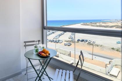 HaTsuk Beach Sea-View Studio by Sea N' Rent - image 10