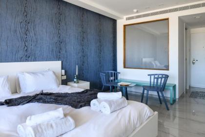 HaTsuk Beach Sea-View Studio by Sea N' Rent - image 5