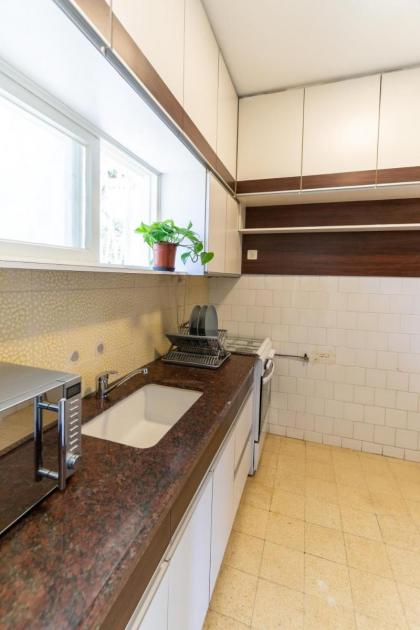 Spacious 3BR Surrounded by Greenery - image 18