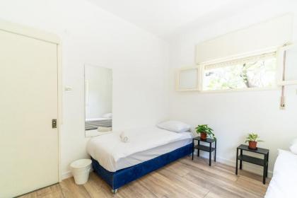 Spacious 3BR Surrounded by Greenery - image 5