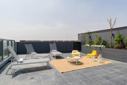 Neve Tsedek-Florentin-Design Duplex Penthouse by HolyGuest - image 13