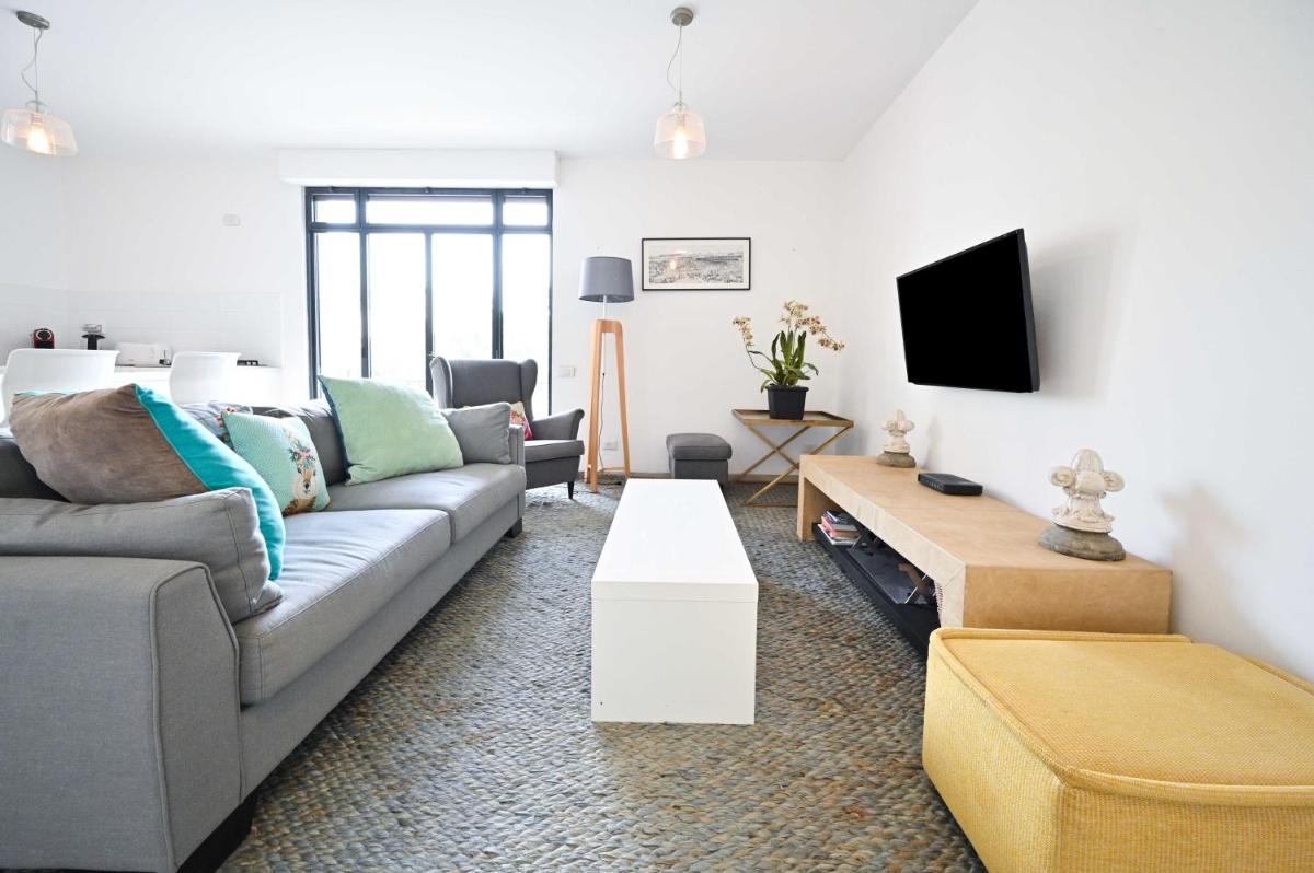 NOGA vibes 2BR in JAFFA by Holyguest - image 5