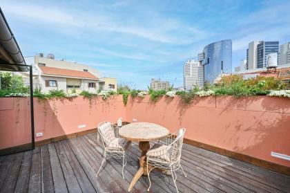 The Neve Tsedek 4BR VILLA by HolyGuest - image 12