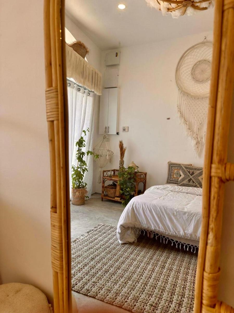 Light and cozy apartment- Bali style - image 5