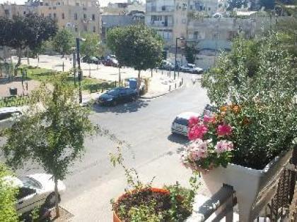 Spacious Jaffa Apt n/ Flea Market Tel Aviv