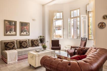 Seaside Vintage Dream by Sea N' Rent Tel Aviv 