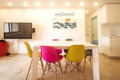 2 bedrooms close to the Hilton 