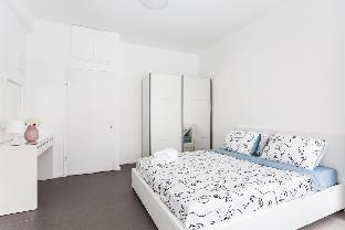 Port 2 Bedroom with 2 showers apartment - main image