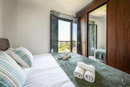 Vibrant 2BR apt w Balcony 5-min from the Beach by Sea N' Rent - image 16