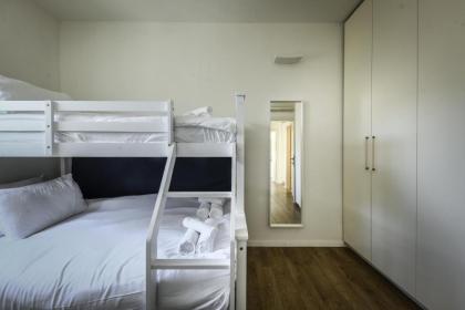 Chic 2BR Apt w Large Windows in Tel Aviv Old North Sea N' Rent - image 7