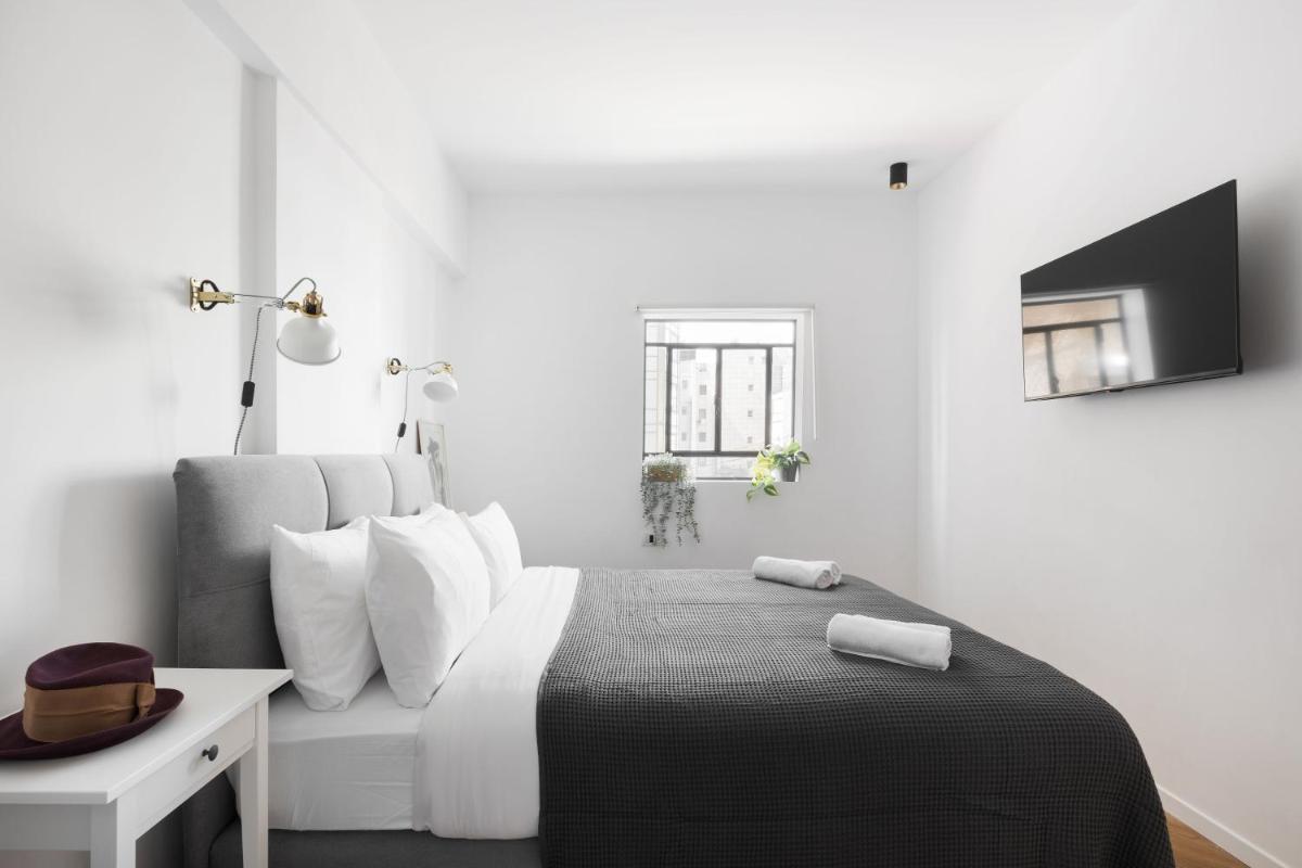 Spacious & Modern 3BD Apartment 2-min From Beach by Sea N' Rent - main image