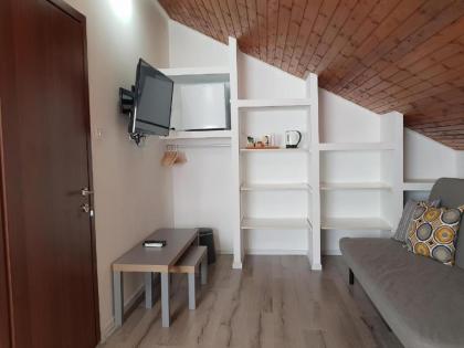 Airport Guest House - image 12