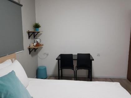 Airport Guest House - image 7