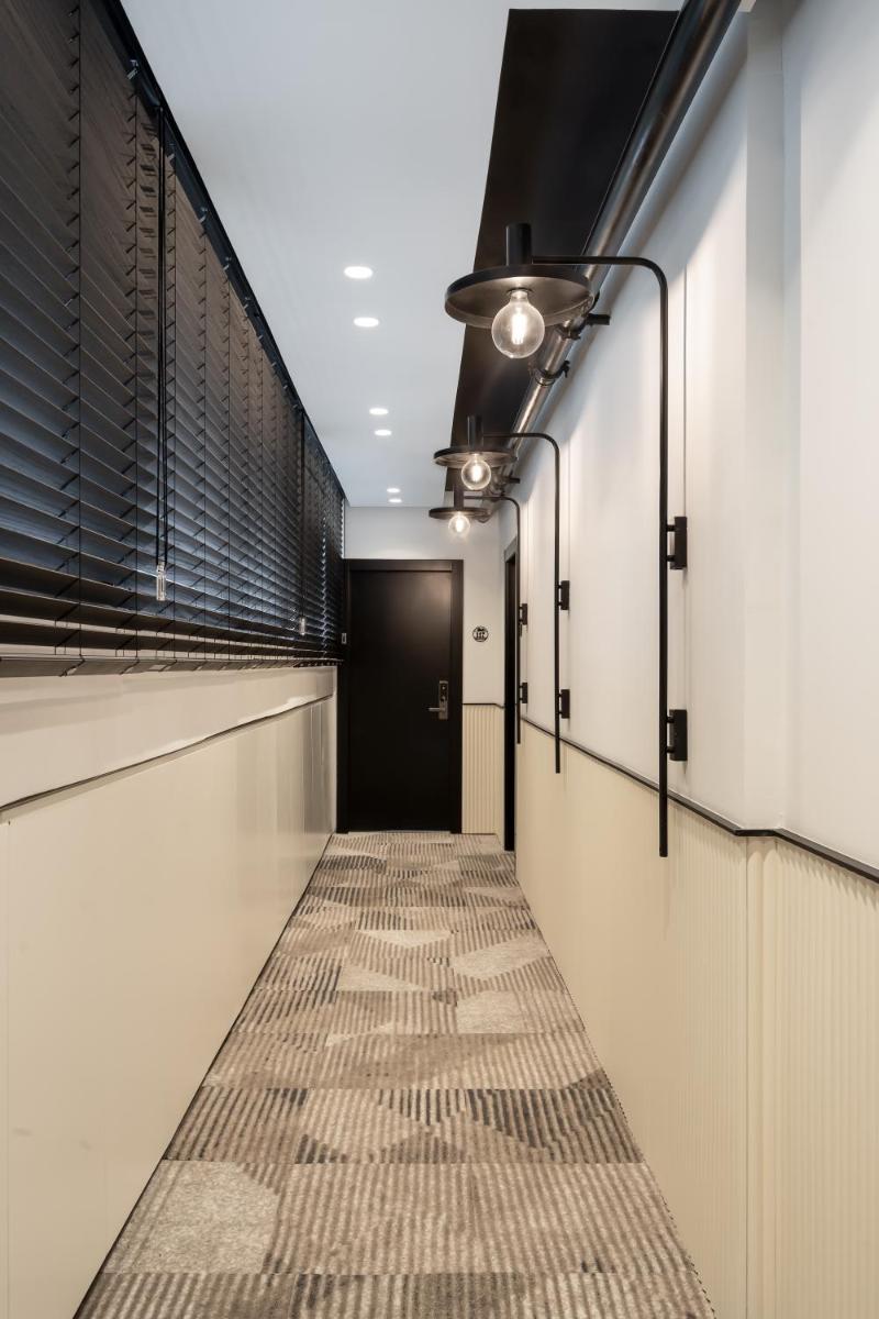 Mulan TLV Hotel - image 3