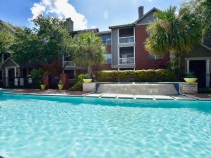 Lavish Apartment near Houston Medical Centre - image 5