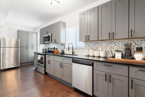 Abode Montrose 2-Bedroom - main image