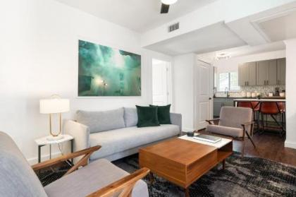 Abode Montrose 2-Bedroom - image 4