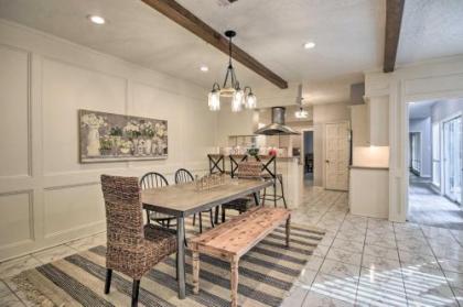 West Houston Home with Cozy Yard Walk to Shops - image 5