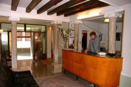 Hotel Caneva - image 11