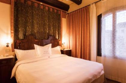 Hotel Flora - image 18