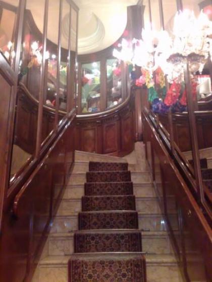 Hotel Lux - image 13